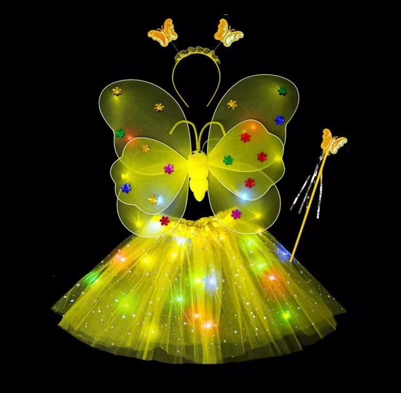 Déguisement papillon jaune aile et jupette à LED, jupette froufrou lumière LED, ensemble jupette petite fille 2-6ans, facile a enfiler, costume enfant petit prix pas cher, magnifique ensemble LED, serre tête papillon, baguette, carnaval, fête école, Noel, accessoires, costume, taille 2,3,4,5,6ans, fête costumée, idée cadeau anniversaire, enfant déguisé, rêves,