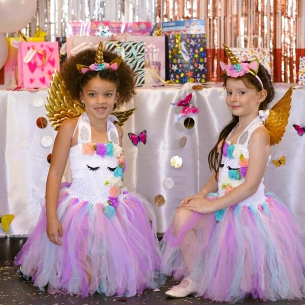 Déguisement Licorne bustier élastique petite fille enfant magnifique robe princesse froufrou, bustier fleurs, accessoires licorne féerique, ailes, serre tête, sourire enfant, anniversaire déguisé, bonheur, accessoires, costume, taille 2-8ans, fête costumée, thème robe licorne, cadeau, enfant déguisé, carnaval, fête école, monde féerique, Noel, rêves, imagination, aventure magique