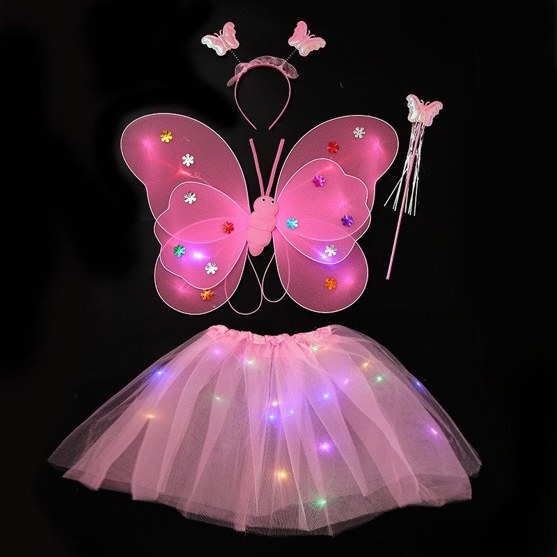 Déguisement papillon rose clair, aile et jupette à LED, jupette froufrou lumière LED, ensemble jupette petite fille 2-6ans, facile a enfiler, costume enfant pas cher, magnifique ensemble LED, serre tête papillon, baguette, carnaval, fête école, Noel, enfant, accessoires, costume, taille 2-6ans, fête costumée, cadeau, enfant déguisé, rêves, imagination,
